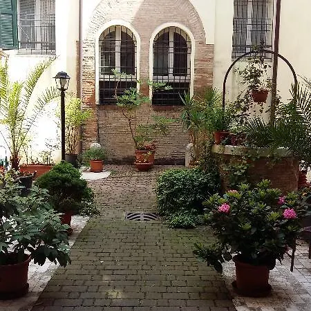 Corte Estense Отель Феррара