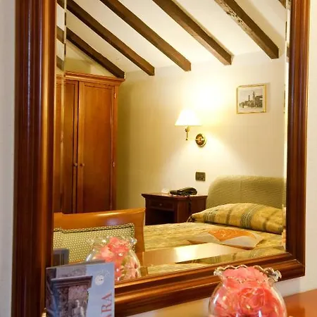 Отель Corte Estense Феррара