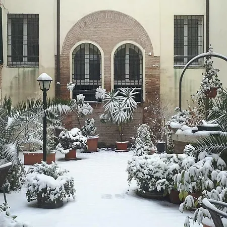 Corte Estense 4* Феррара