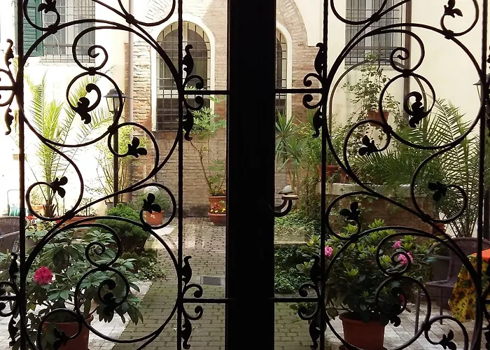 Corte Estense Отель 4*