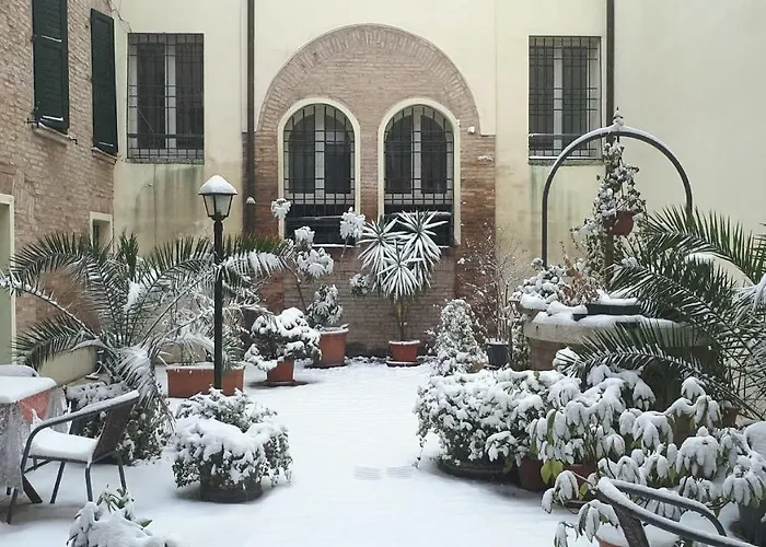 Corte Estense 4* Феррара